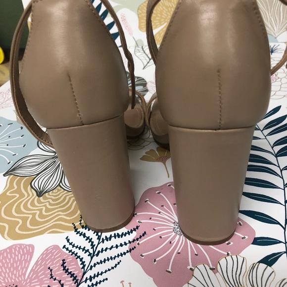 Nude Heels - Picture 4 of 6